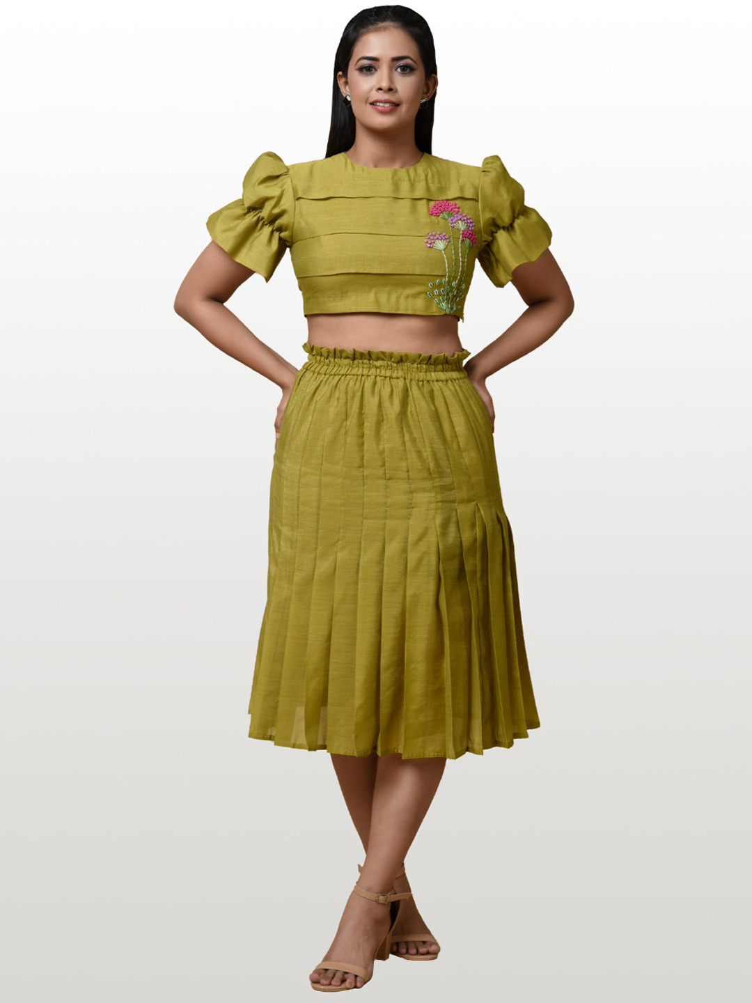Buy Hencemade Women Green Embroidered Pleated Co Ord Set Co Ords for
