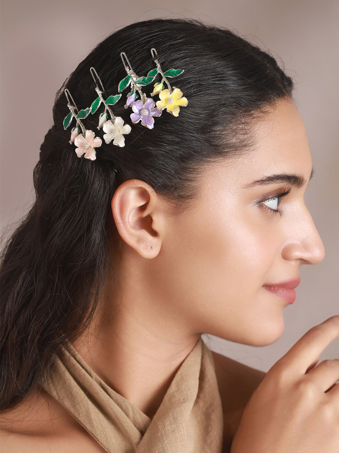 Buy Priyaasi Women Gold Plated & Yellow Pack Of 4 Hairpin Hair Accessory for Women 19867942