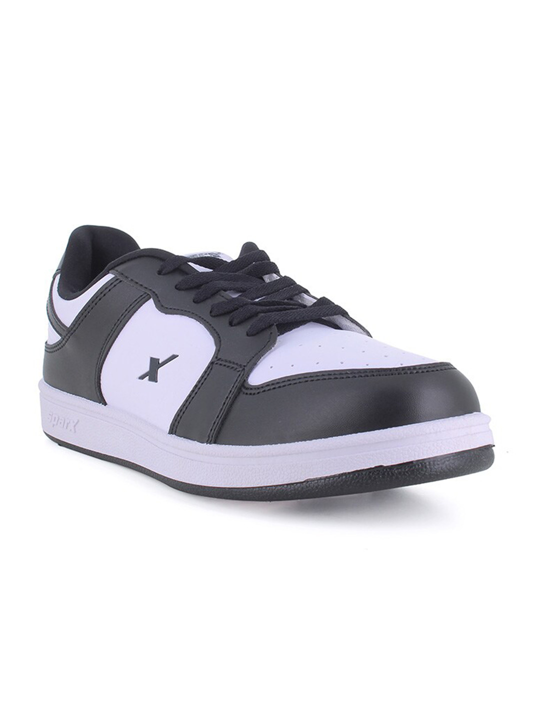 sparx shoes for men white