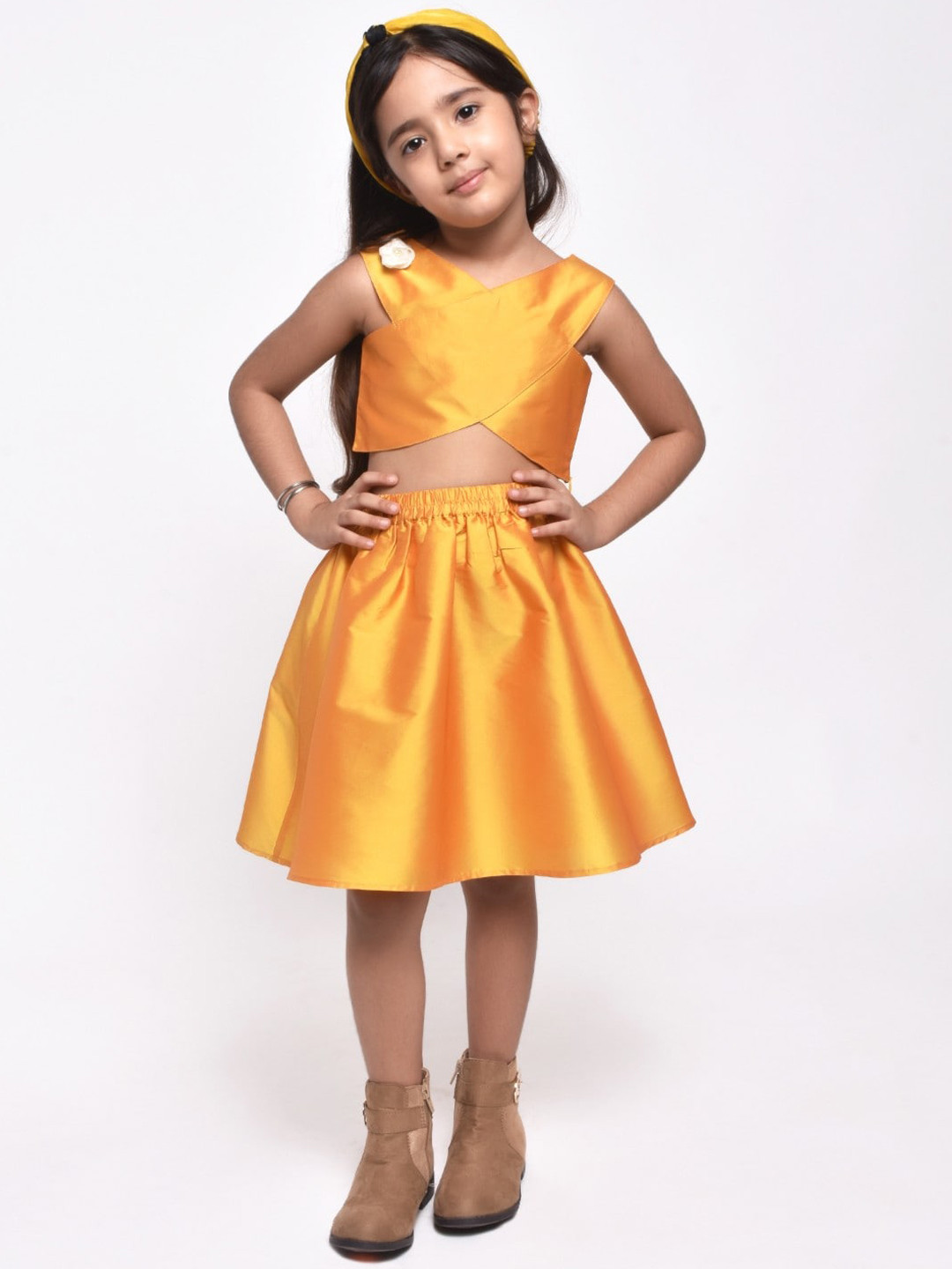 Girls Yellow Solid Top With Skirt