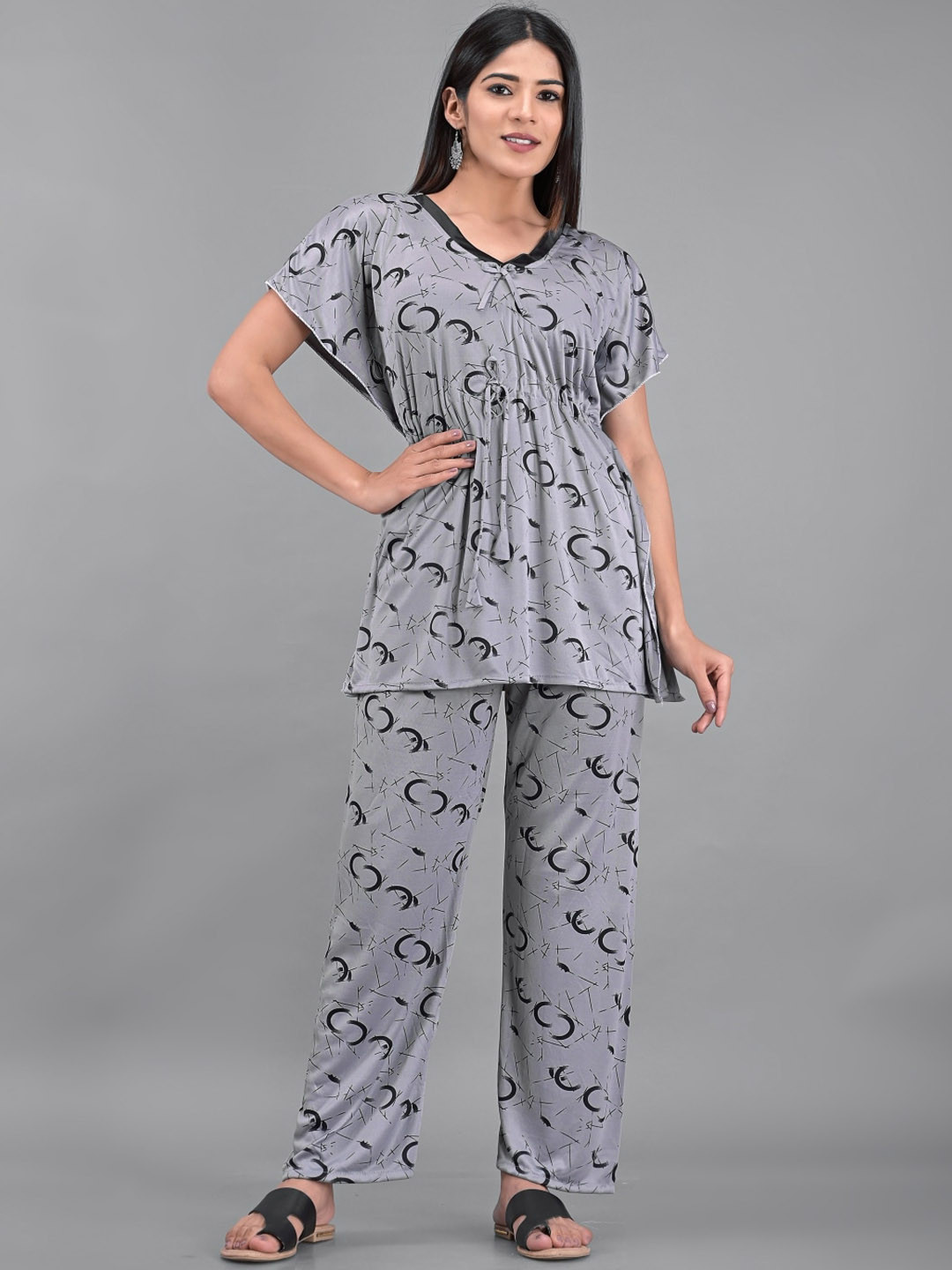 Buy Apratim Women Grey & Black Printed Night Suit Night Suits for