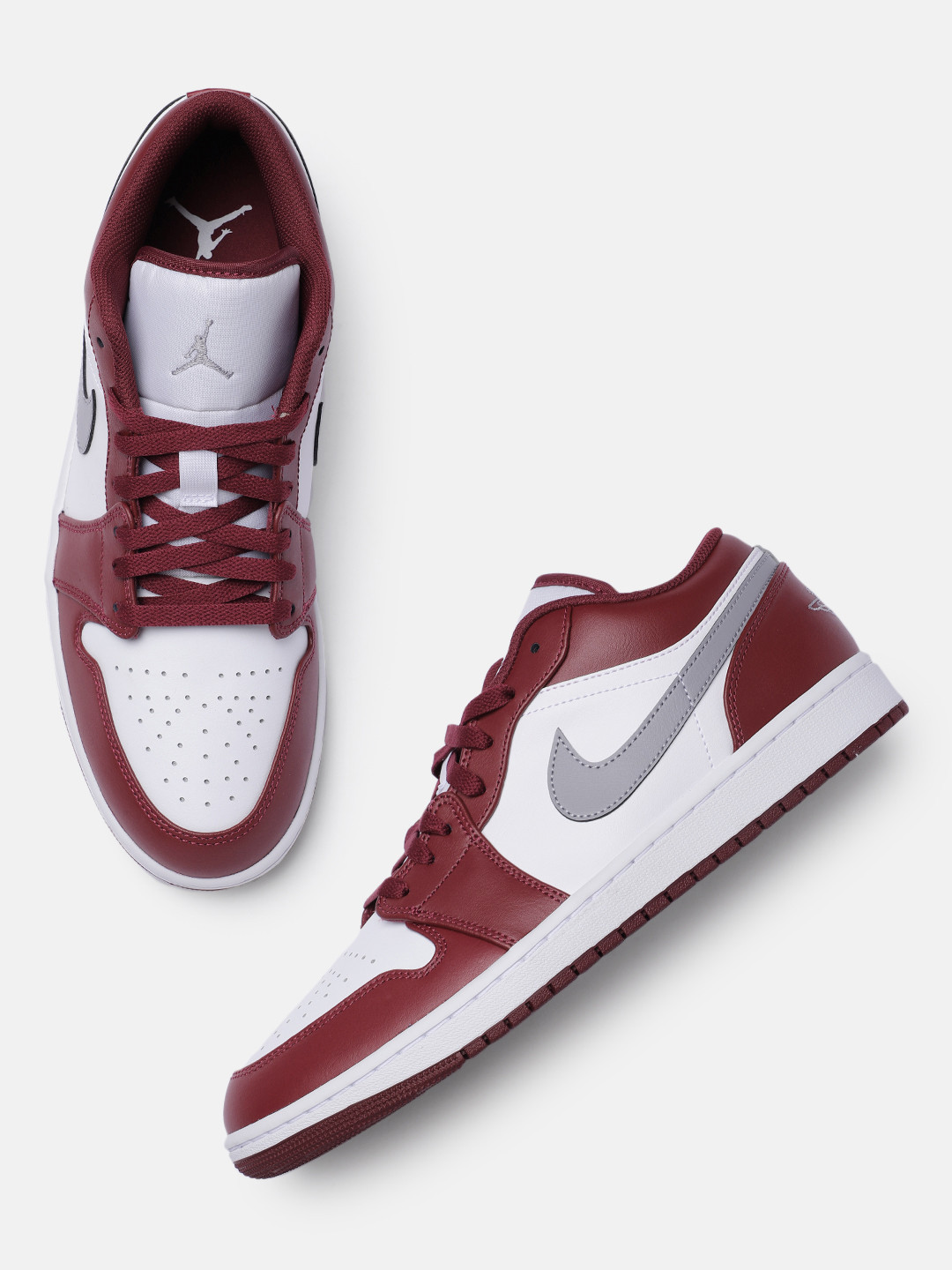 mens nike maroon shoes