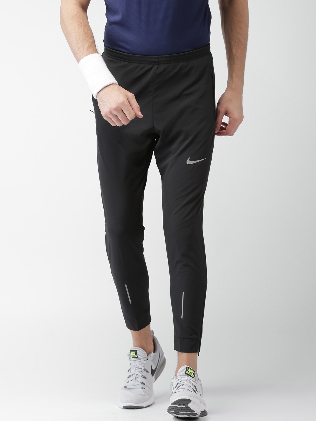 essntl pant nike