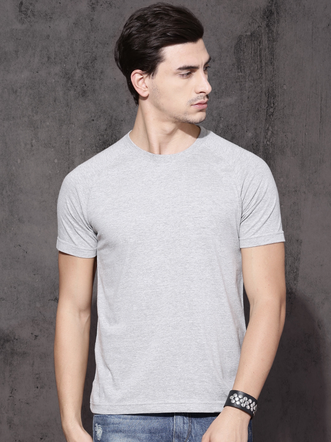 Buy Roadster Men Grey Melange Solid Round Neck T Shirt - Tshirts for ...