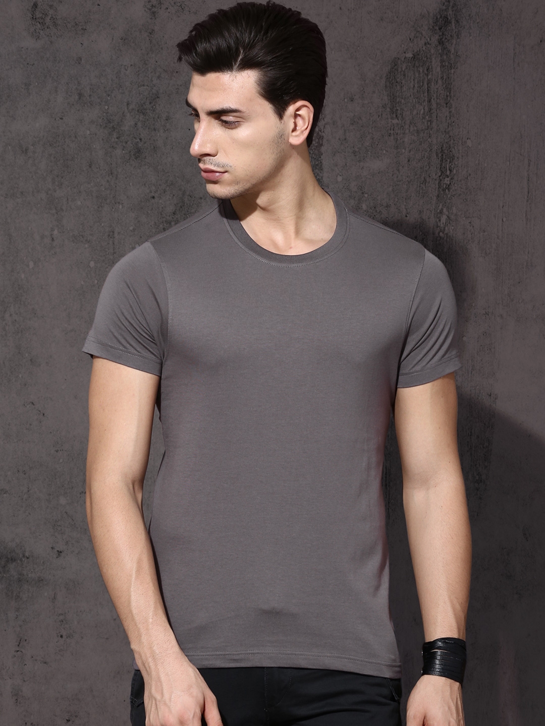 Buy Roadster Men Taupe Solid Round Neck Pure Cotton T Shirt - Tshirts ...