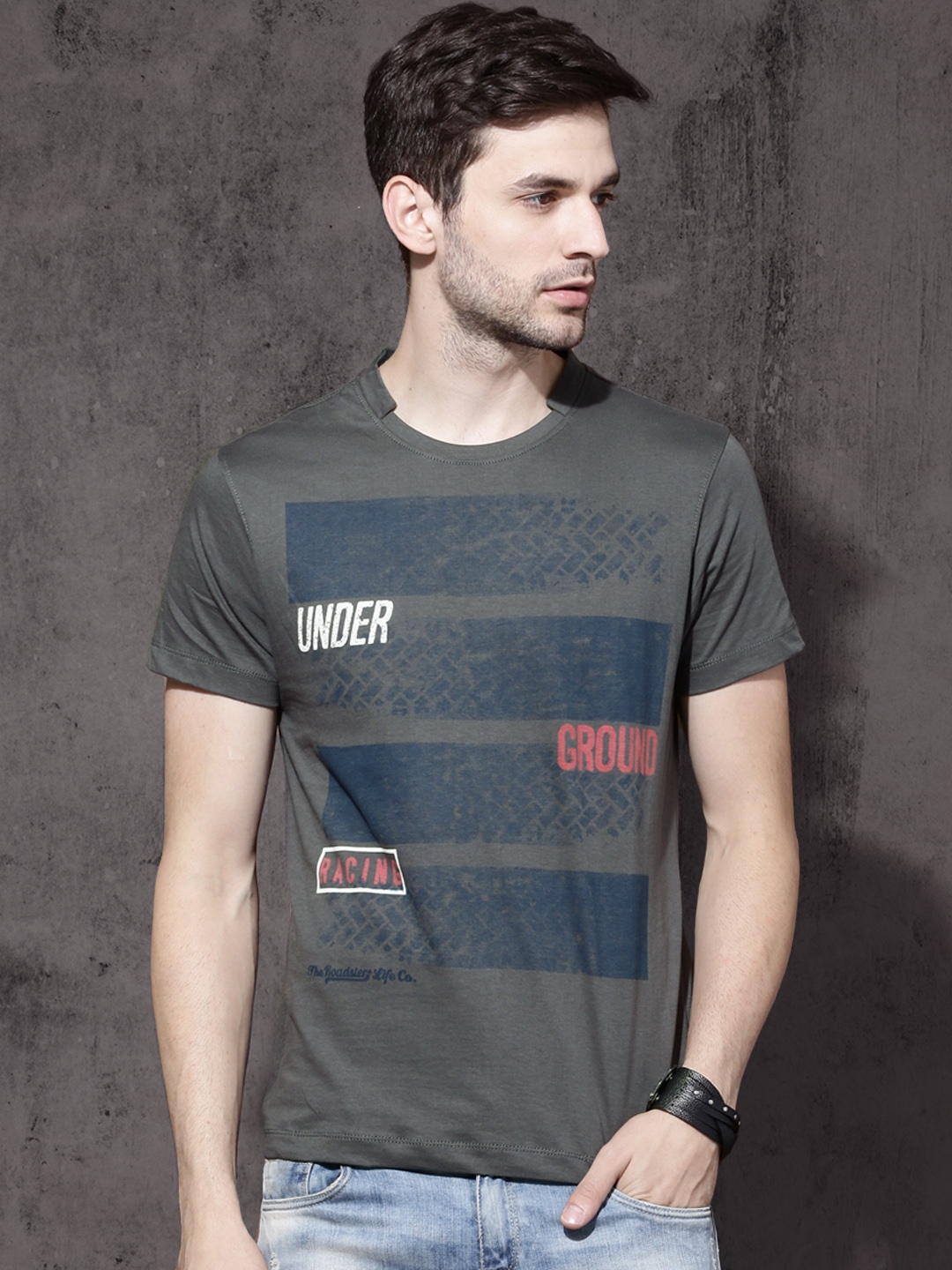 Buy Roadster Men Charcoal Grey Printed Round Neck Pure Cotton T Shirt ...