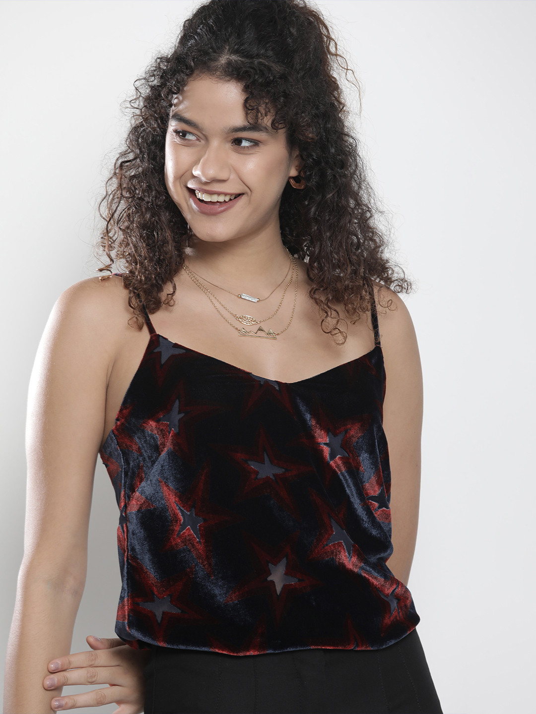 Buy Tommy Hilfiger Women Navy Blue & Red Geometric Printed Shoulder Strap T Shirt Tshirts for