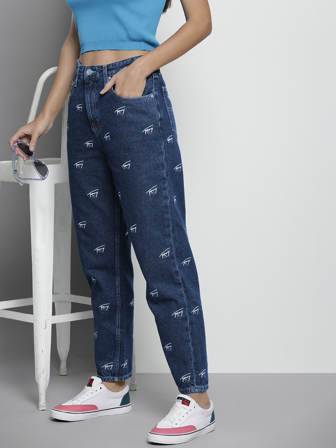 Buy Tommy Hilfiger Women Blue Tapered Fit High Rise Embroidered Jeans