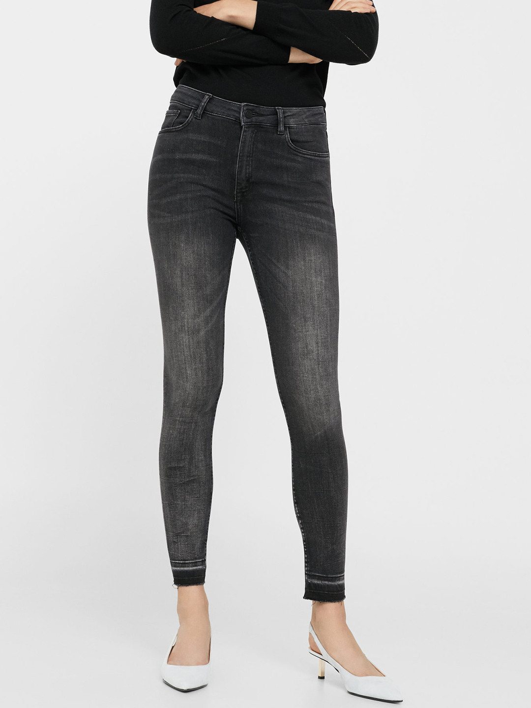 Buy MANGO Women Black Skinny Fit High Rise Clean Look Stretchable Jeans