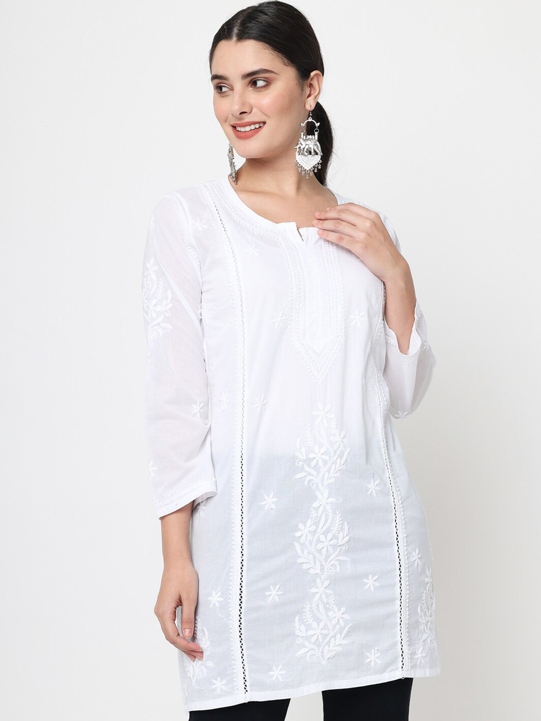 White Embroidered Chikankari Kurti