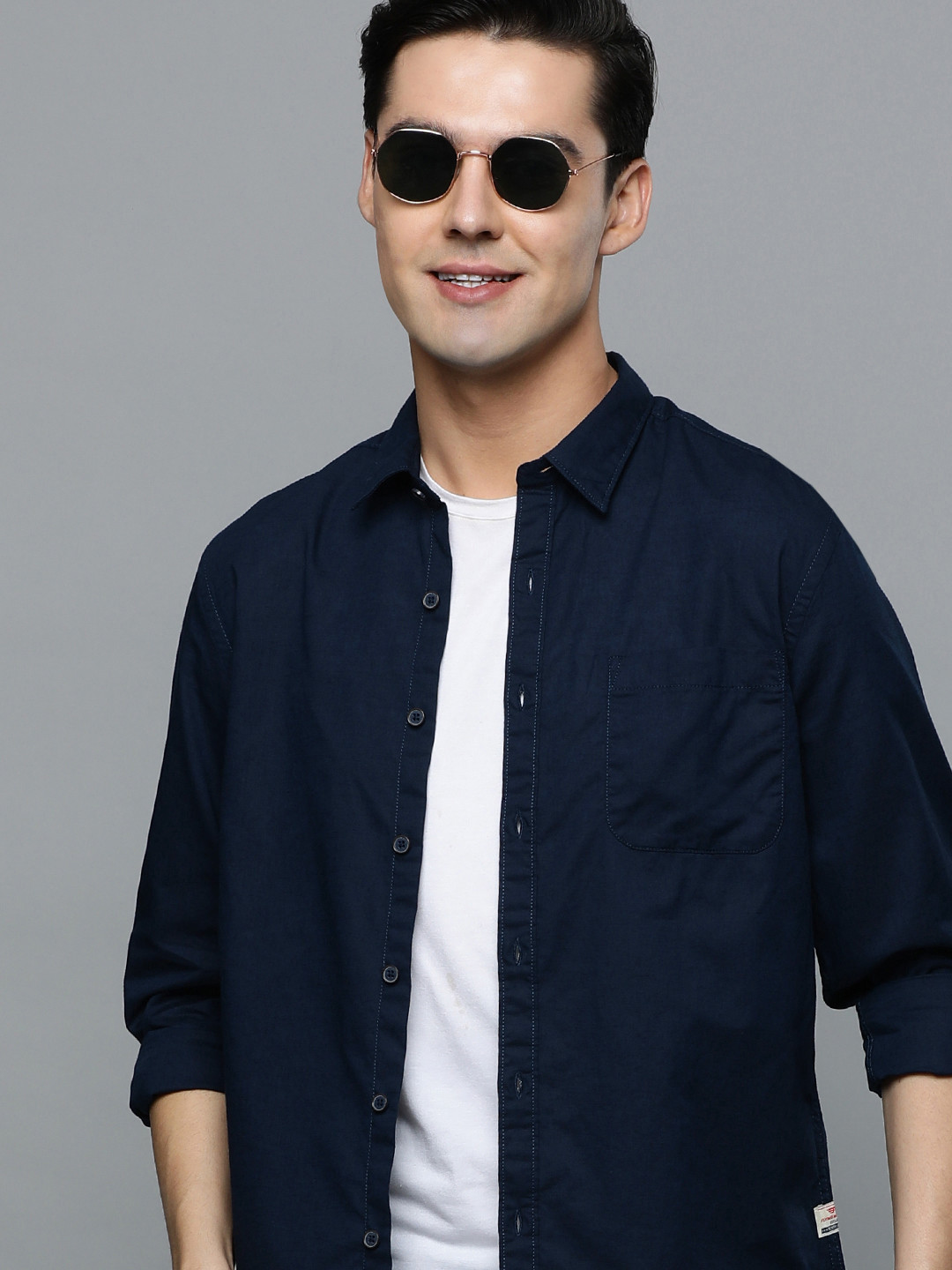 Buy Flying Machine Men Navy Blue Standard Slim Fit Solid Casual Shirt ...