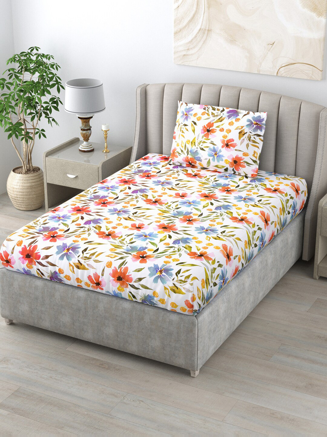 Buy BOMBAY DYEING White & Orange Floral 120 TC Single Bedsheet With 1