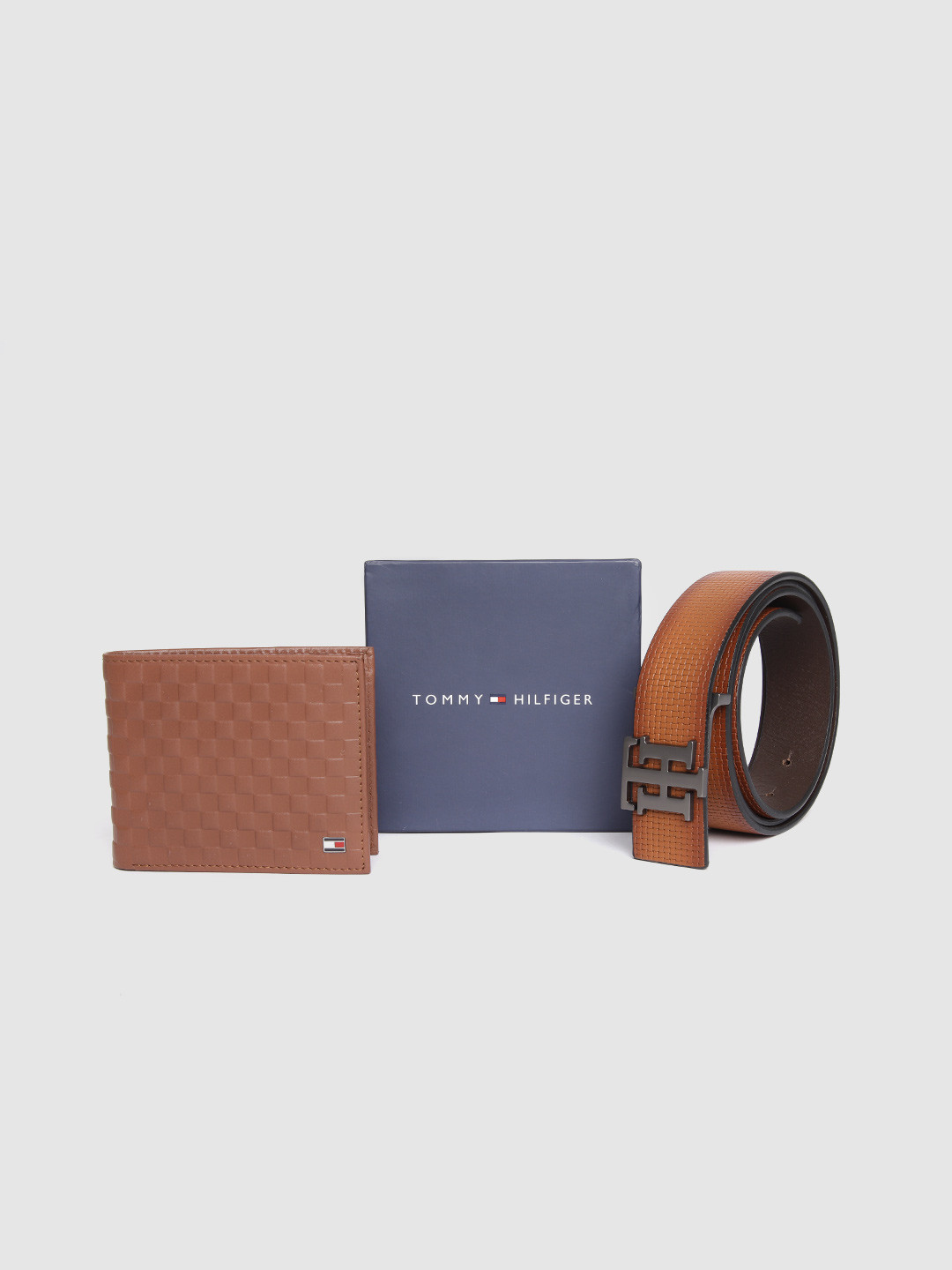 tommy hilfiger belt and wallet gift set