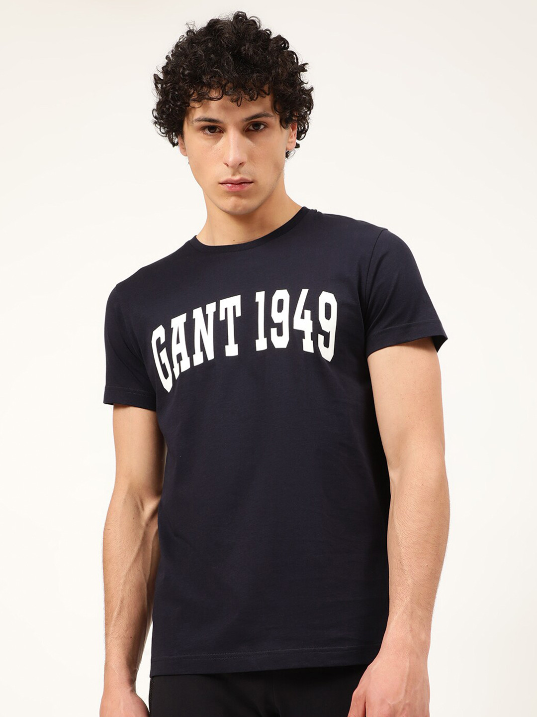Gant Men Navy Blue Printed Round Neck Short Sleeves Tshirt