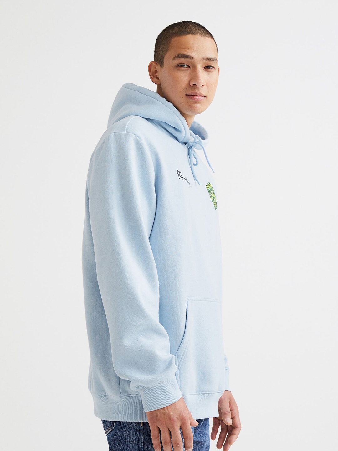 Buy H&M Men Regular Fit Hoodie - Sweatshirts for Men 20179308 | Myntra