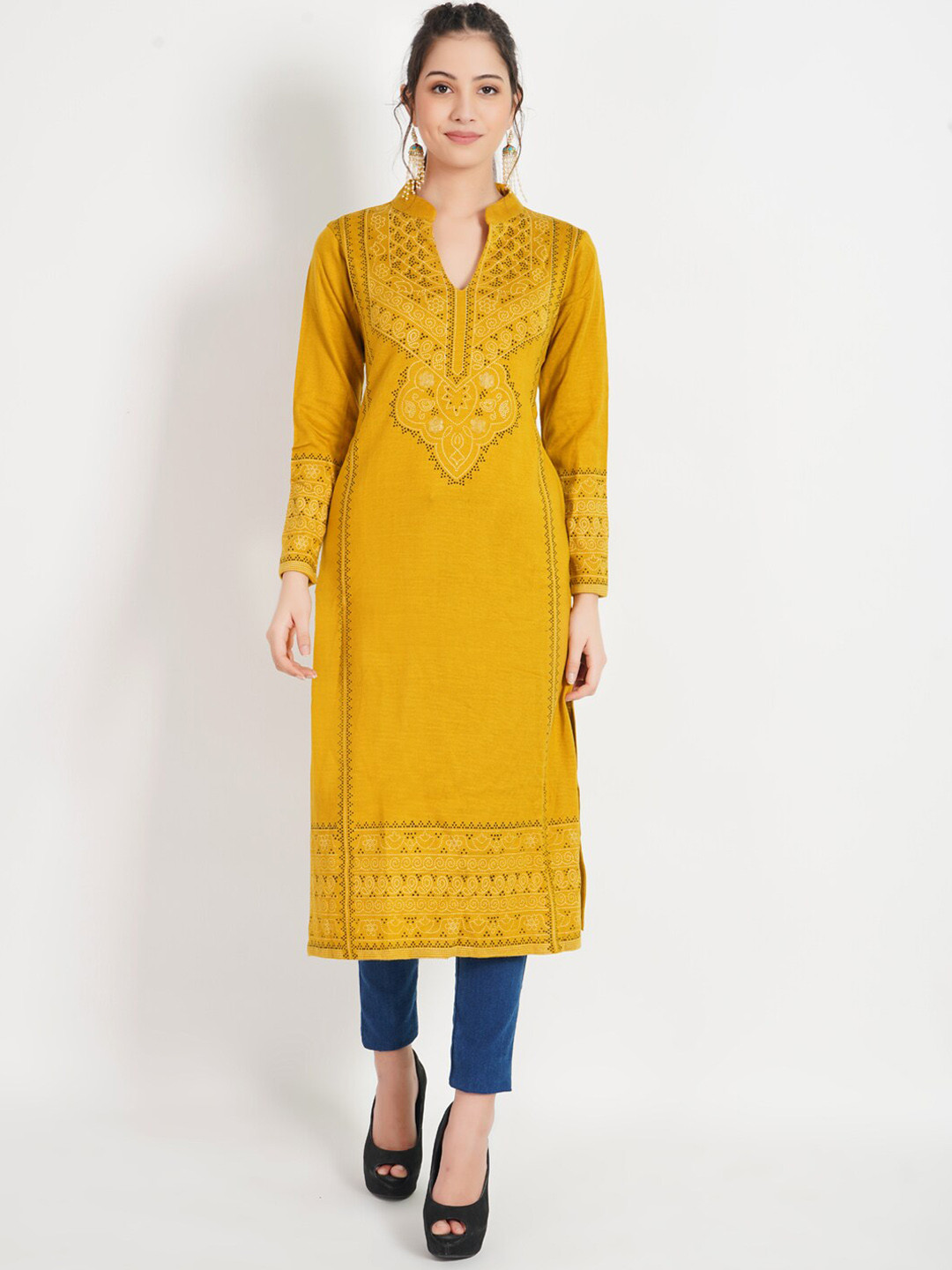 Women Mustard Printed Woolen Straight Kurta
