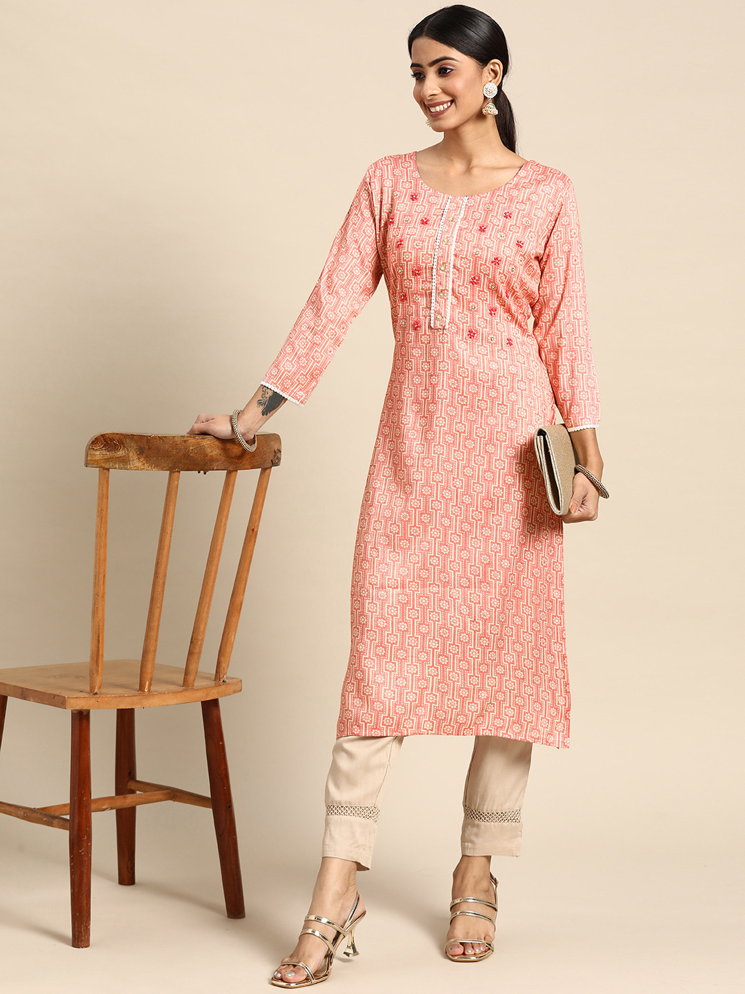 Buy Sangria Women Pink Floral Printed Embroidery Work Kurta Kurtas