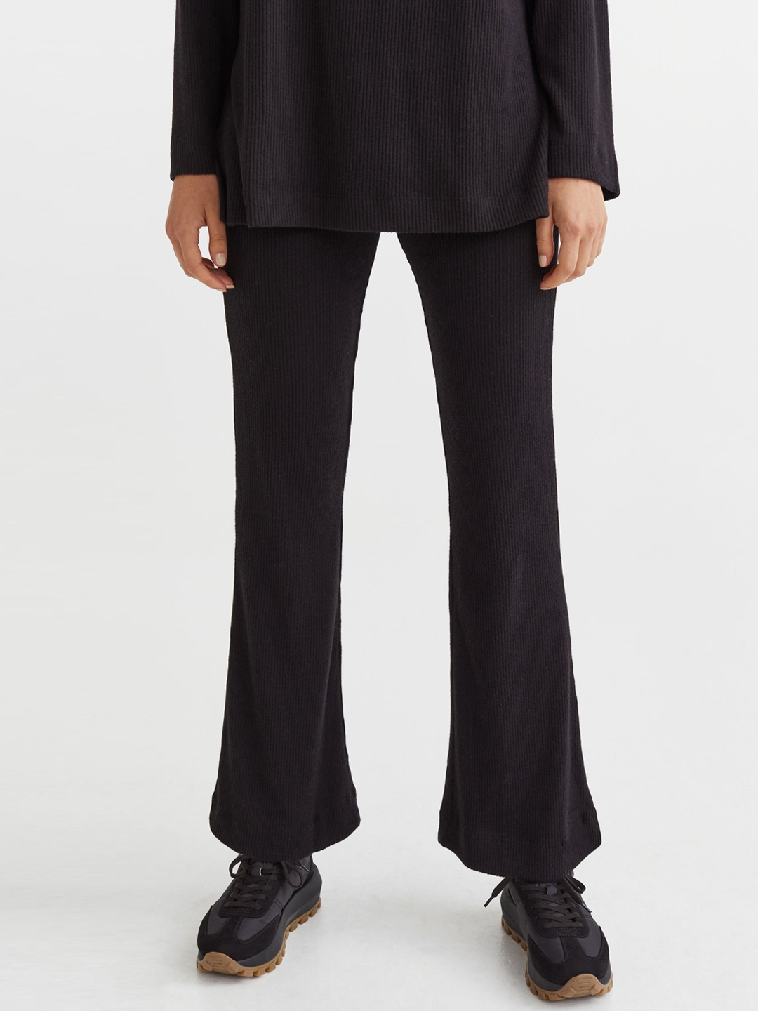 Buy H&M Women Black Solid Flared Leggings Leggings for Women 20224876 Myntra