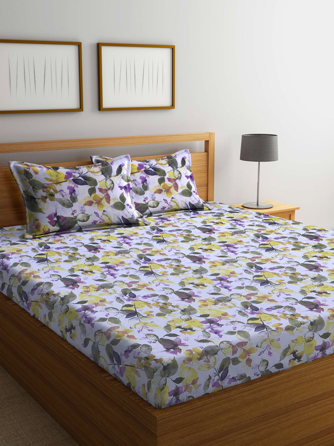 Buy BOMBAY DYEING Floral Printed 144 TC Cotton King Bedsheet With 2