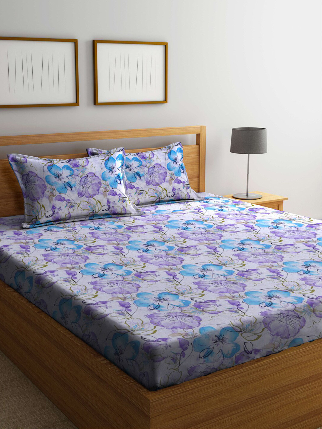 Buy BOMBAY DYEING Floral Printed 144 TC Cotton King Bedsheet With 2