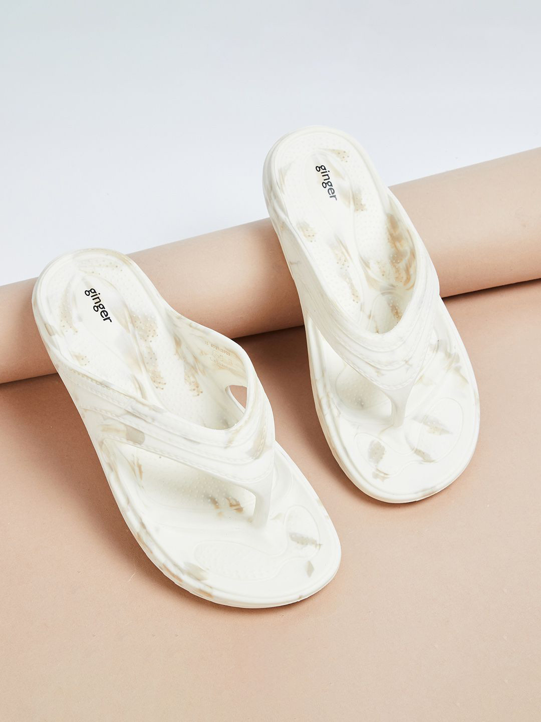 Buy Ginger By Lifestyle Women Printed Rubber Room Slippers - Flip Flops ...