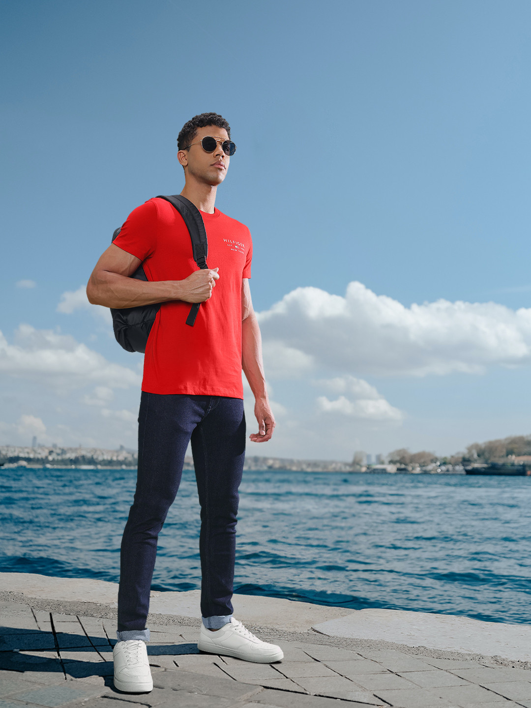 TOMMY HILFIGER - Man - T-shirt main image 1