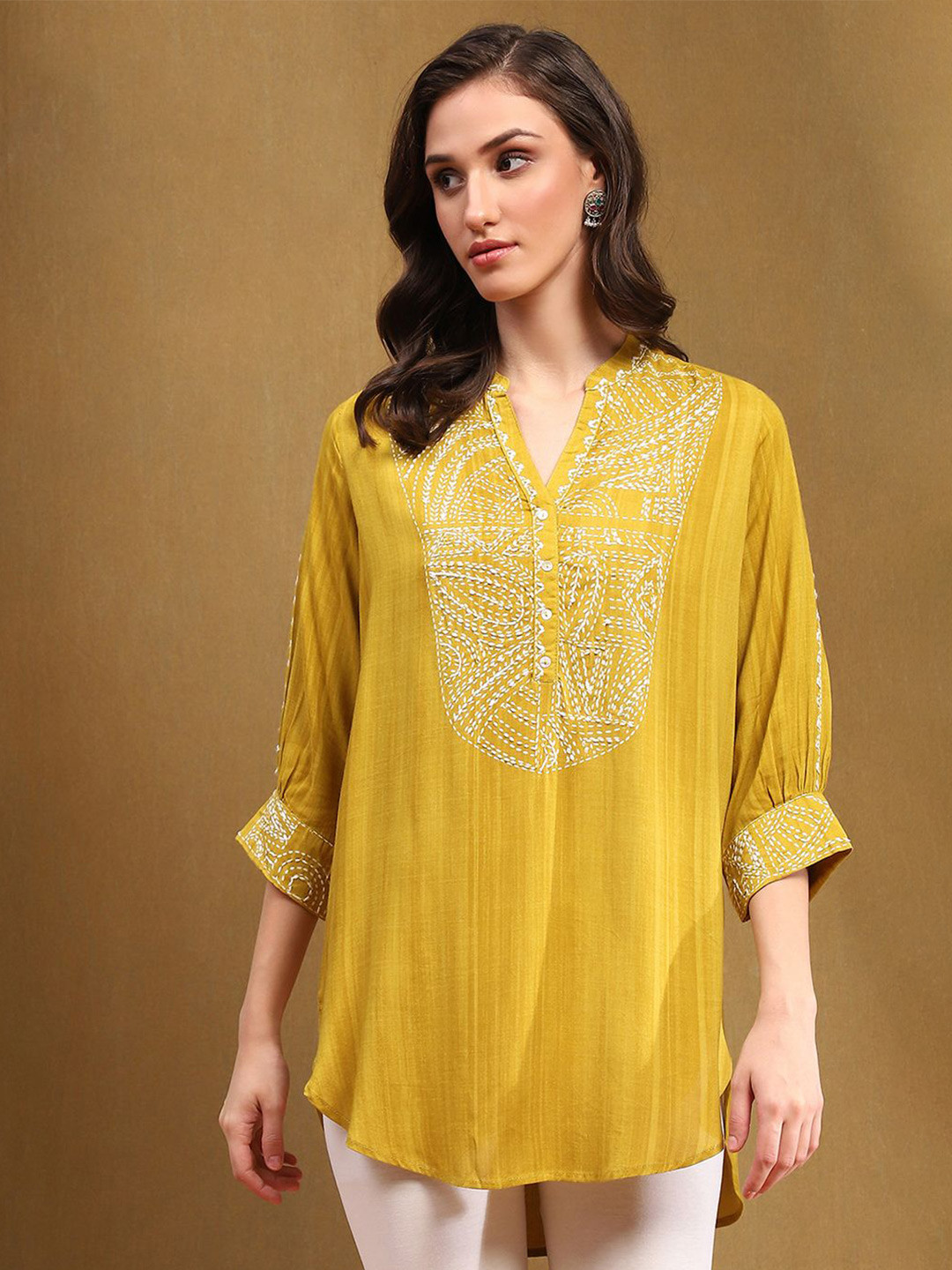 Vriti - Mirror work High Slit Kurti