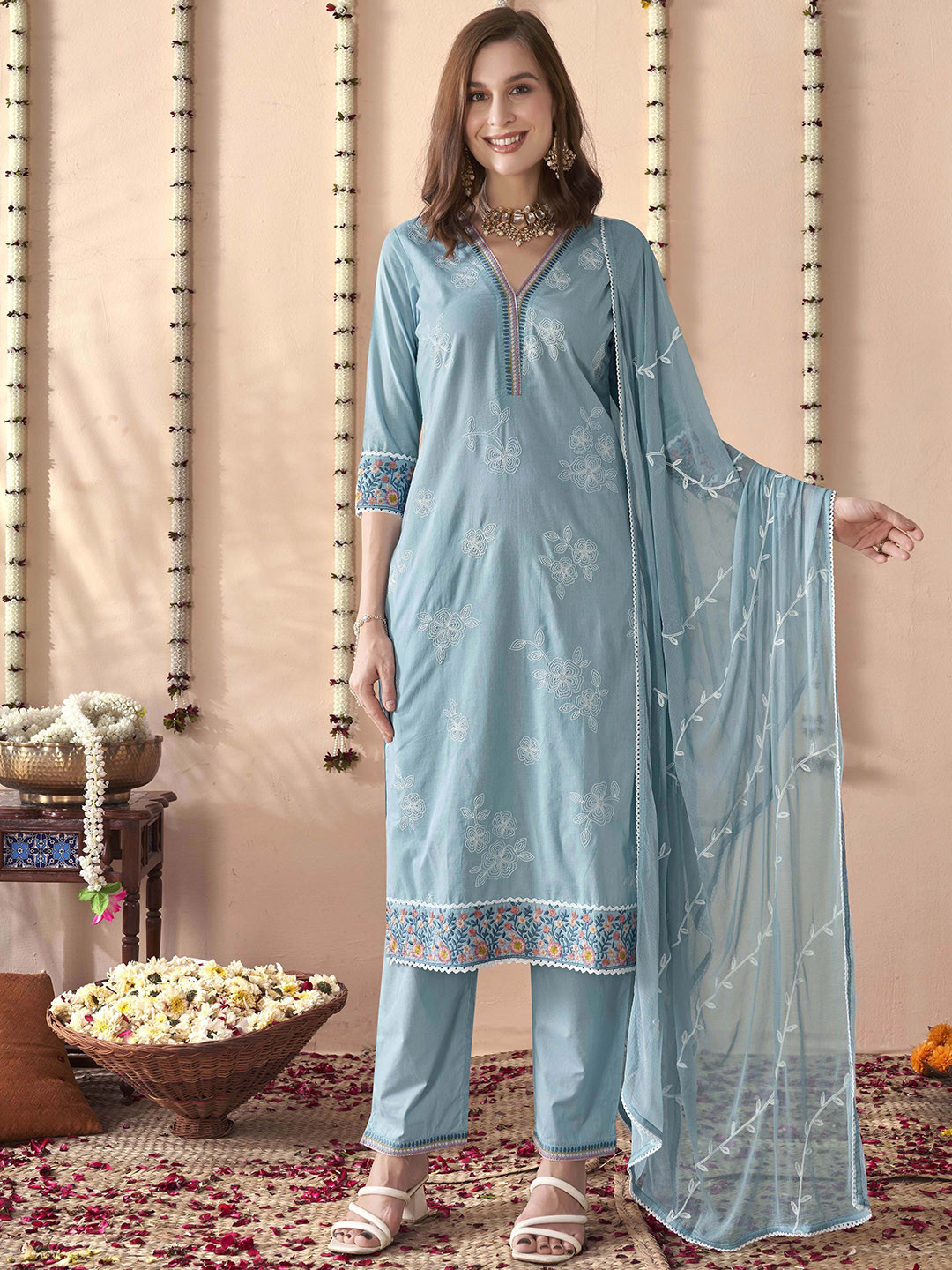 Pure Cotton V-Neck Kurta with Dupatta & Pants main image 0