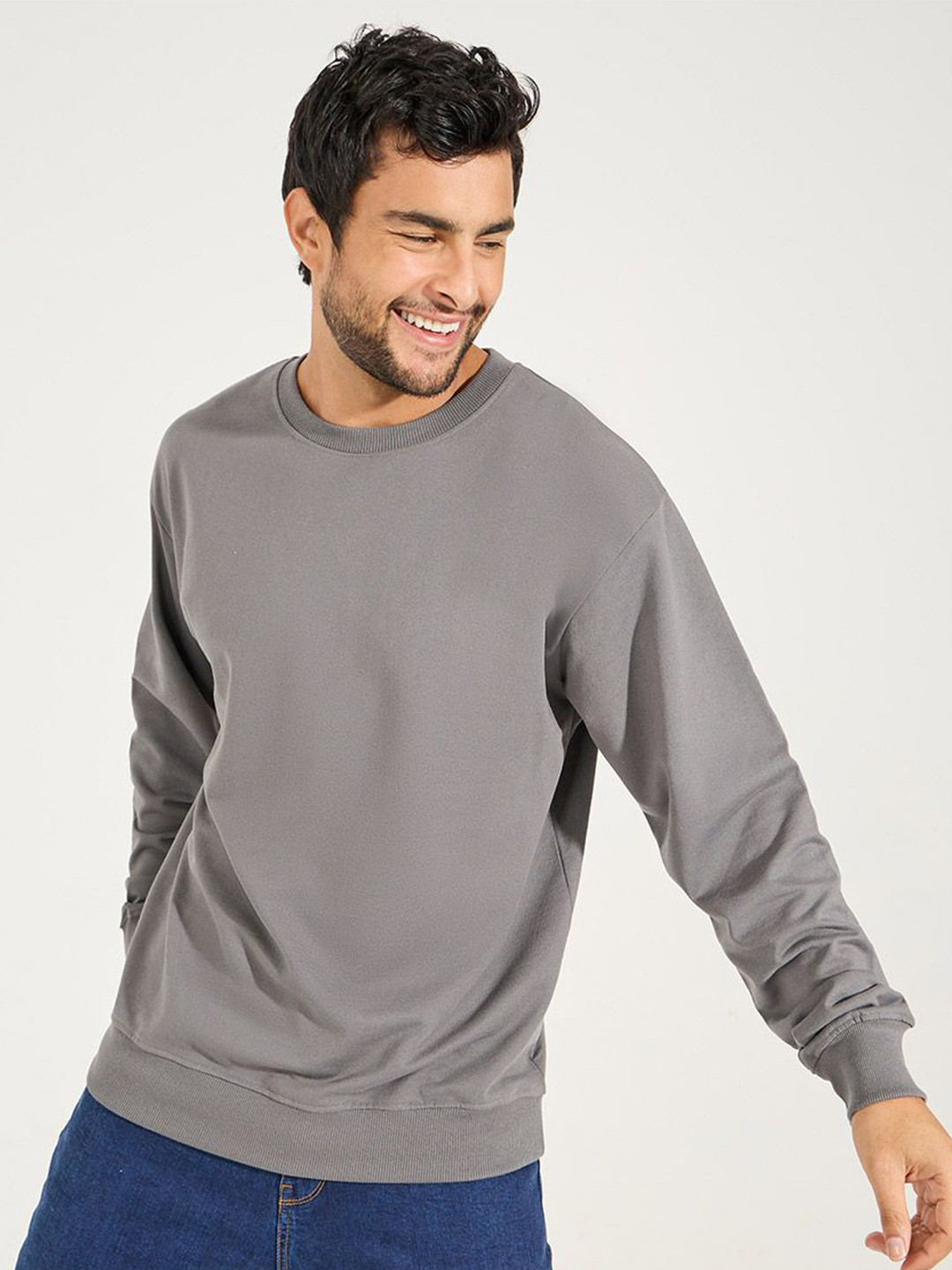 Buy Styli Men Solid Round Neck Sweatshirt Sweatshirts For Men