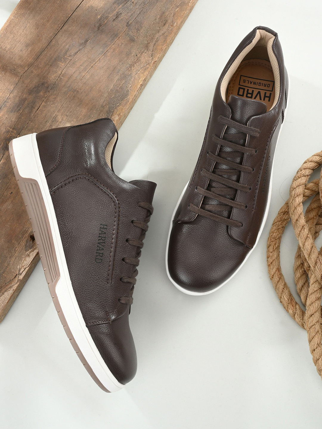 Harvard 1 Sneakers