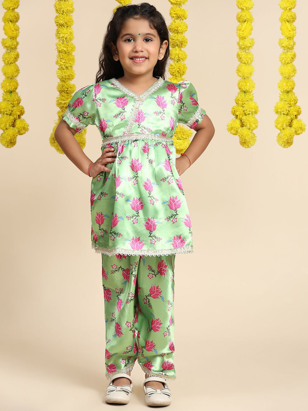 Girls Floral Printed Regular Kurta With Dhoti Pants