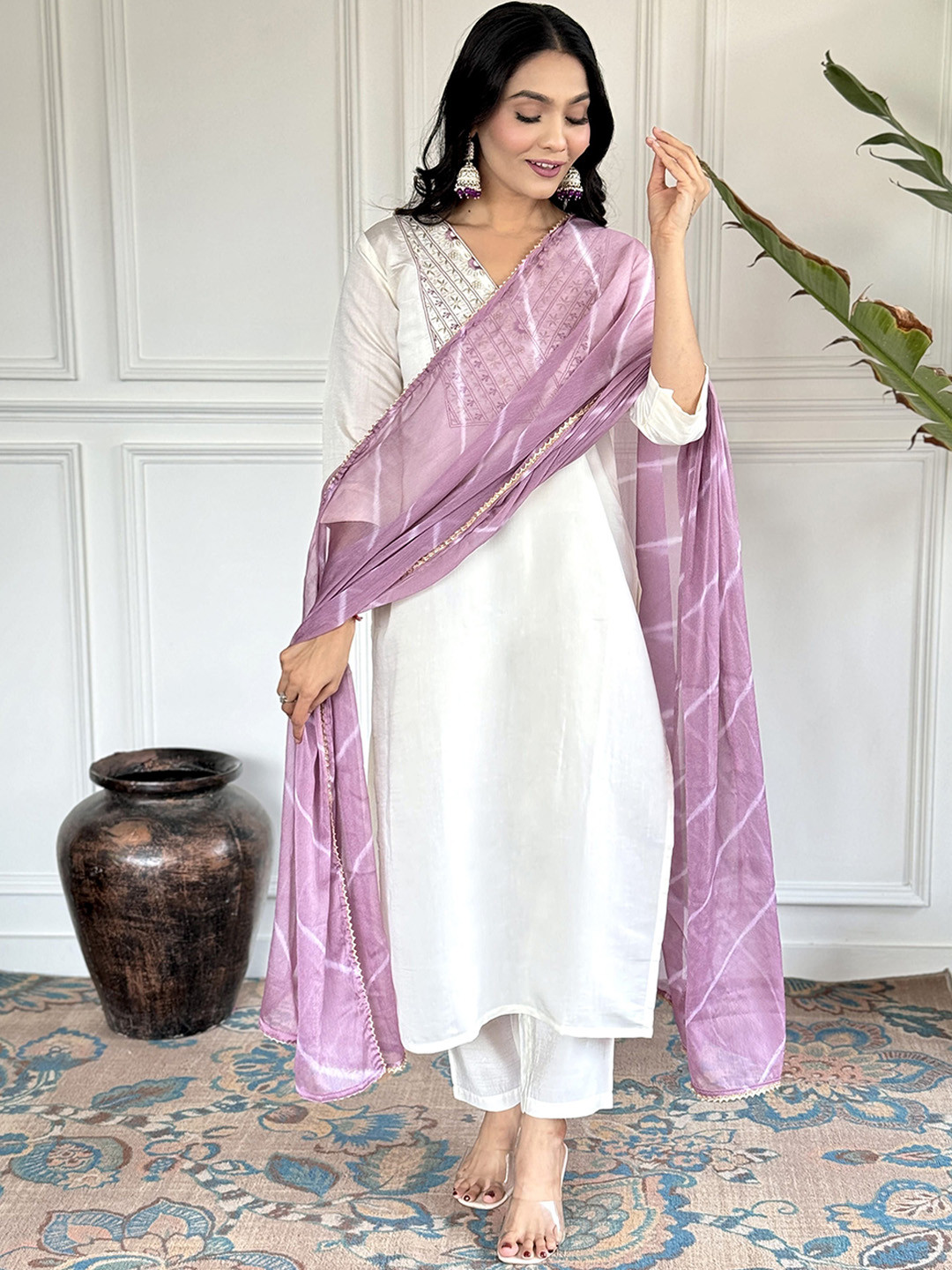 Ethnic Motifs Embroidered Thread Work Chanderi Silk Kurta With Trousers & Dupatta