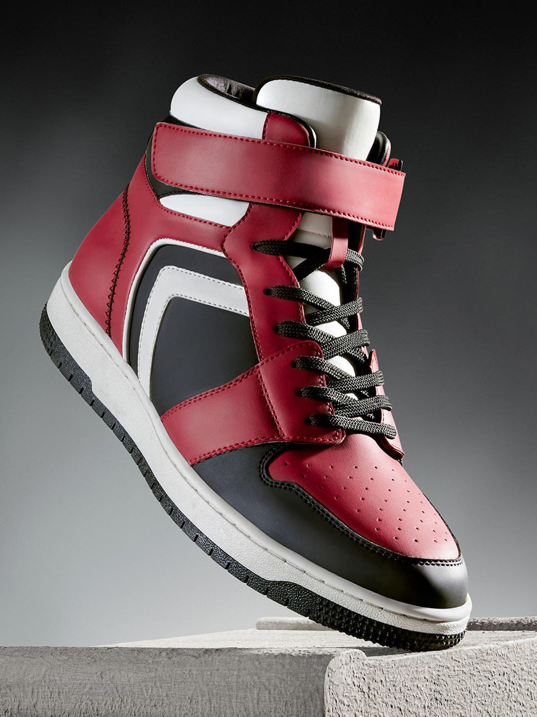 Men’s Color Block High-Top Shoes