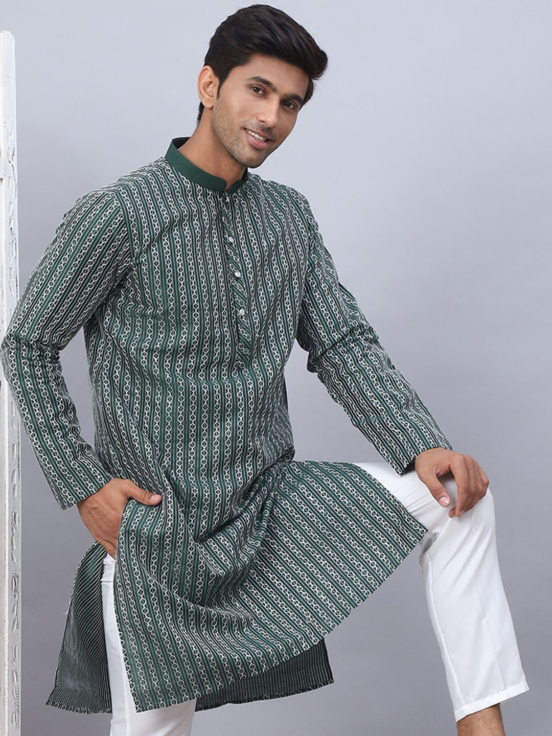Olive Green Ombre Printed Kurtas For Men