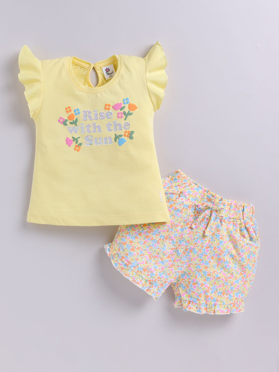 WOMEN/ GIRLS PRINTED PURE COTTON STOLES main image 1