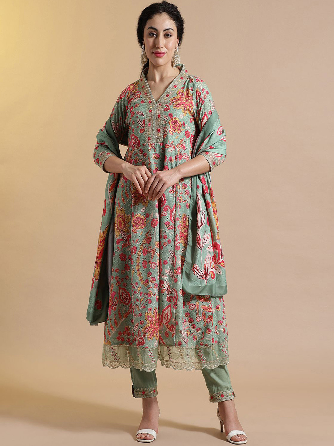 Women Floral embroidered u_neck Pure Cotton Kurta trouser & Dupatta Set