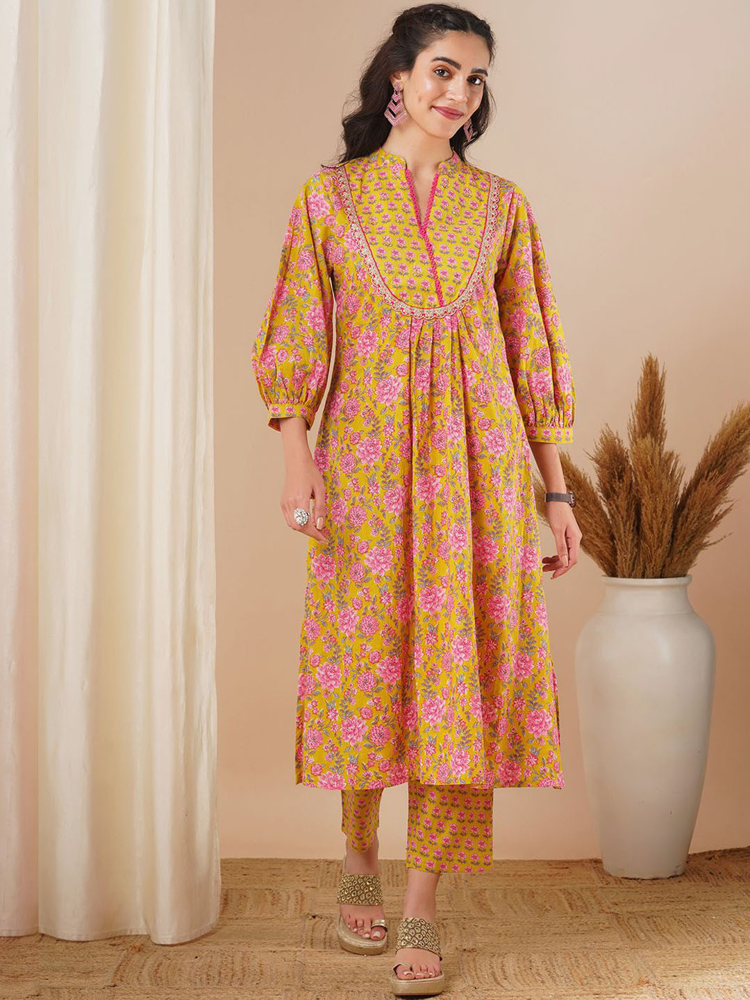 Black Cotton Flex Solid Mandarin Collar Kurta With Salwar Pant Women Plus Size Co-Ord Set