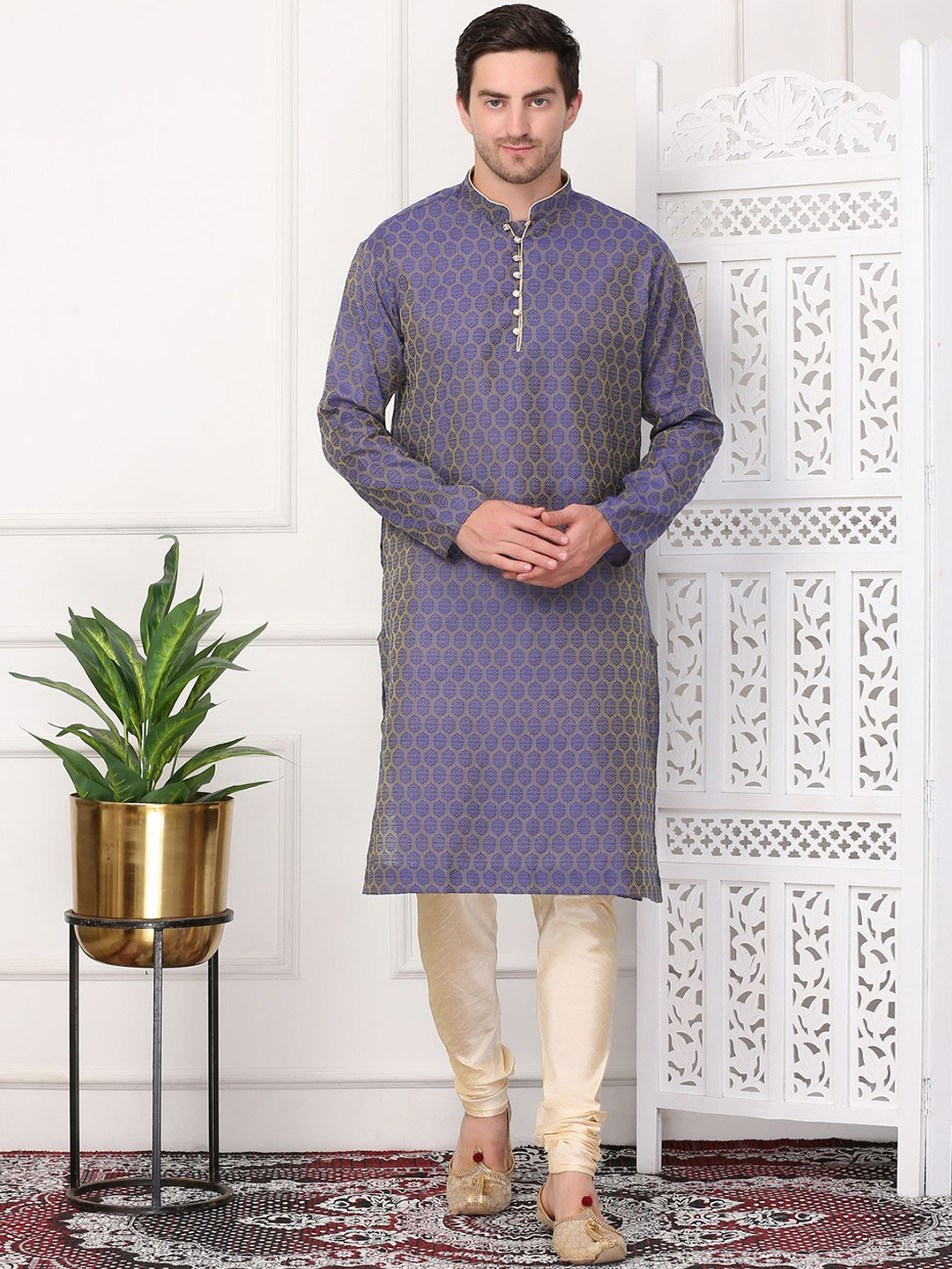 Men Woven Design Jacquard Straight Kurta