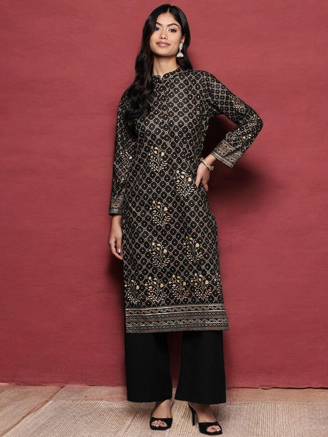 Black Bandhani Splendor Straight Kurti