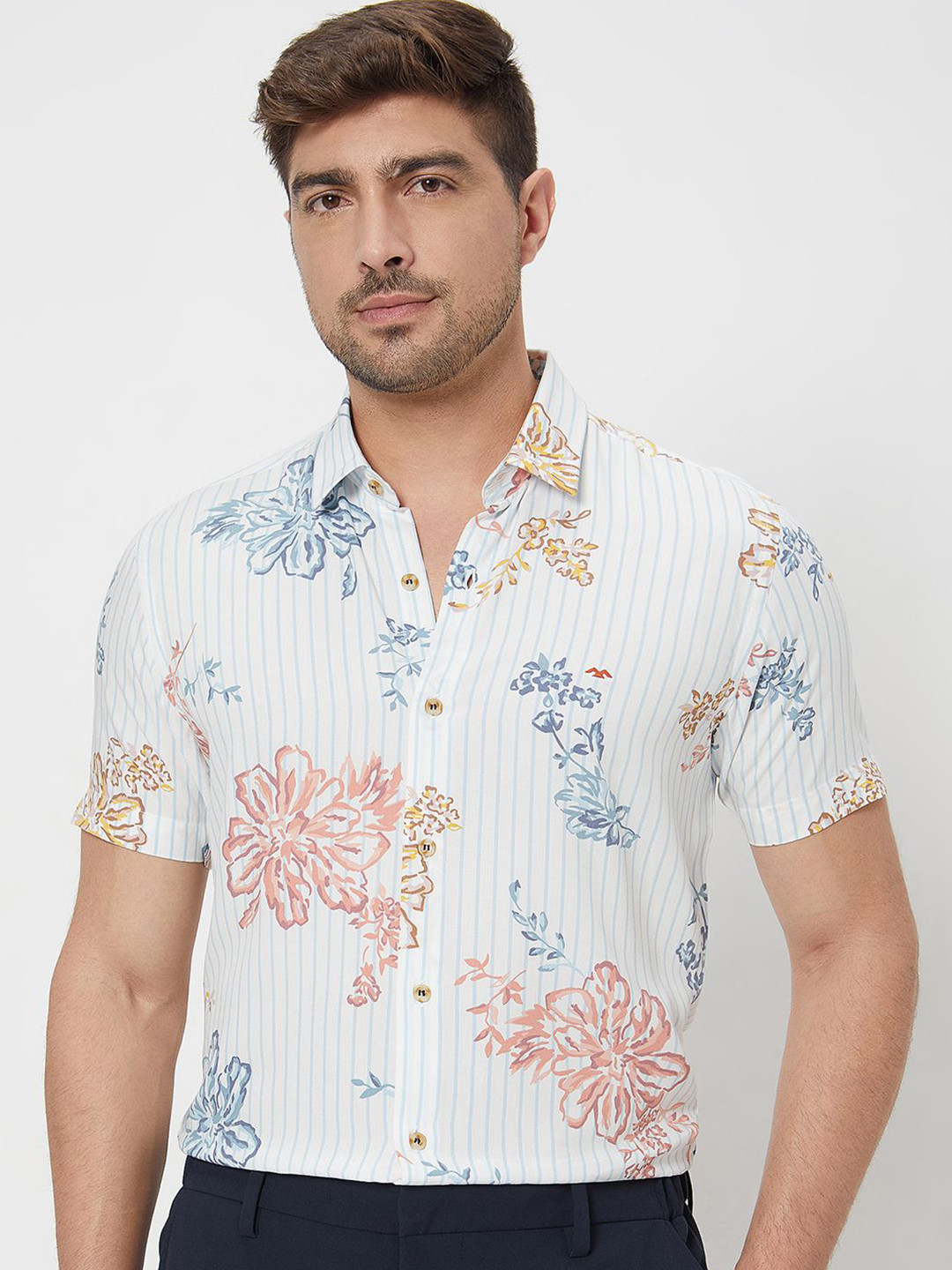Men's Red Spread Collar Standard Slim Fit Floral Printed Casual Cotton Shirt main image 0