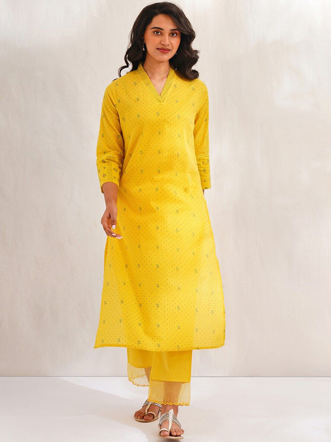 Women Yellow Calf Length Short Sleeves Straight Ethnic Motifs Printed Cotton Kurta With Jacket