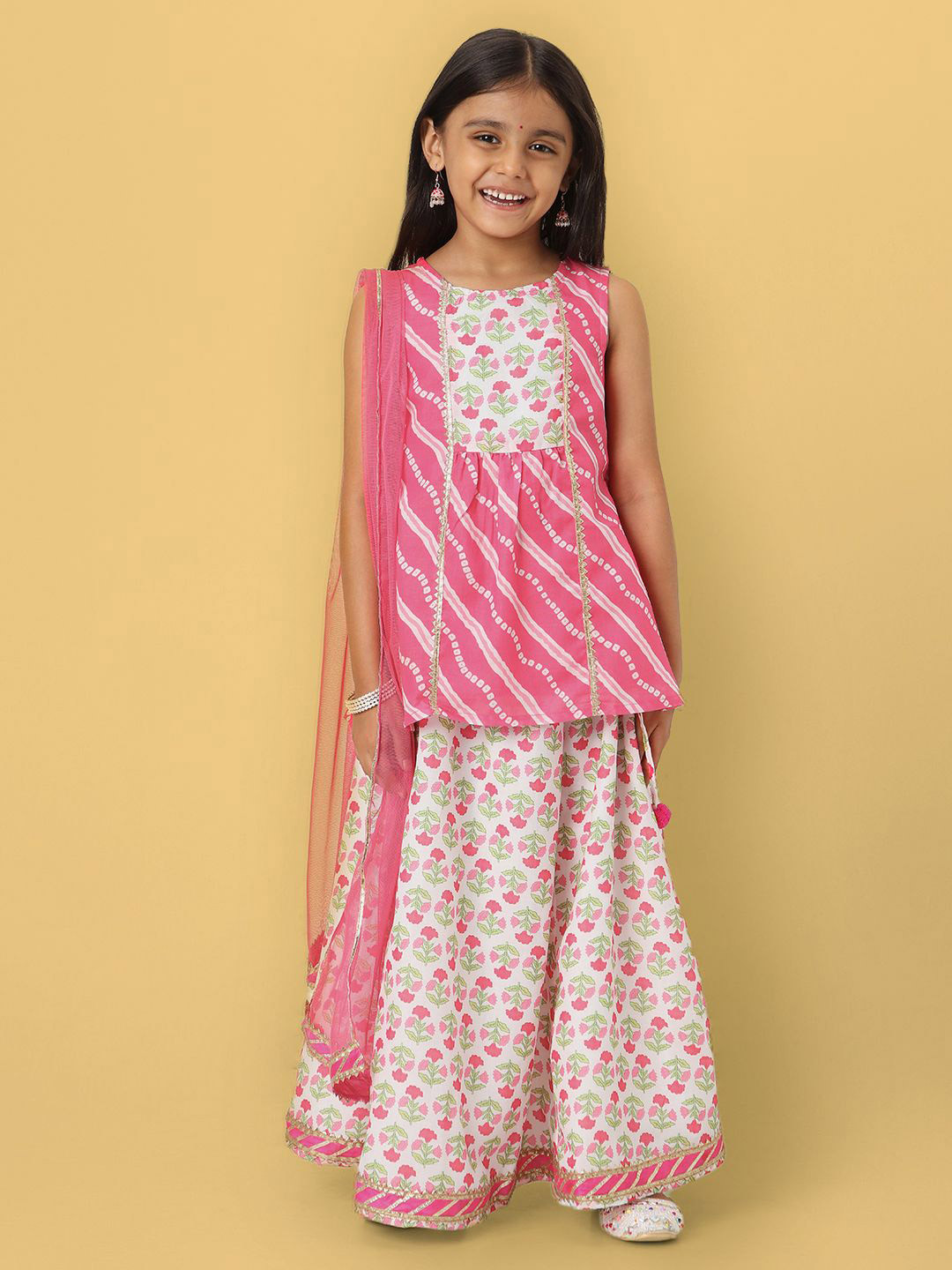 Girls Pink & Printed Kurta With Skirt & Dupatta