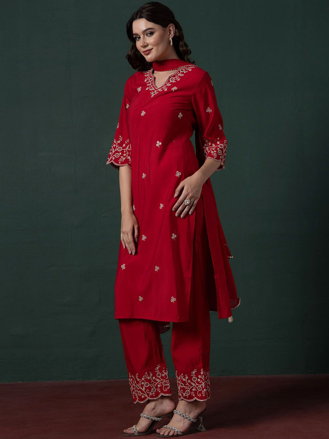 Women  V Neck Straight Kurta with Pants & Dupatta main image 1