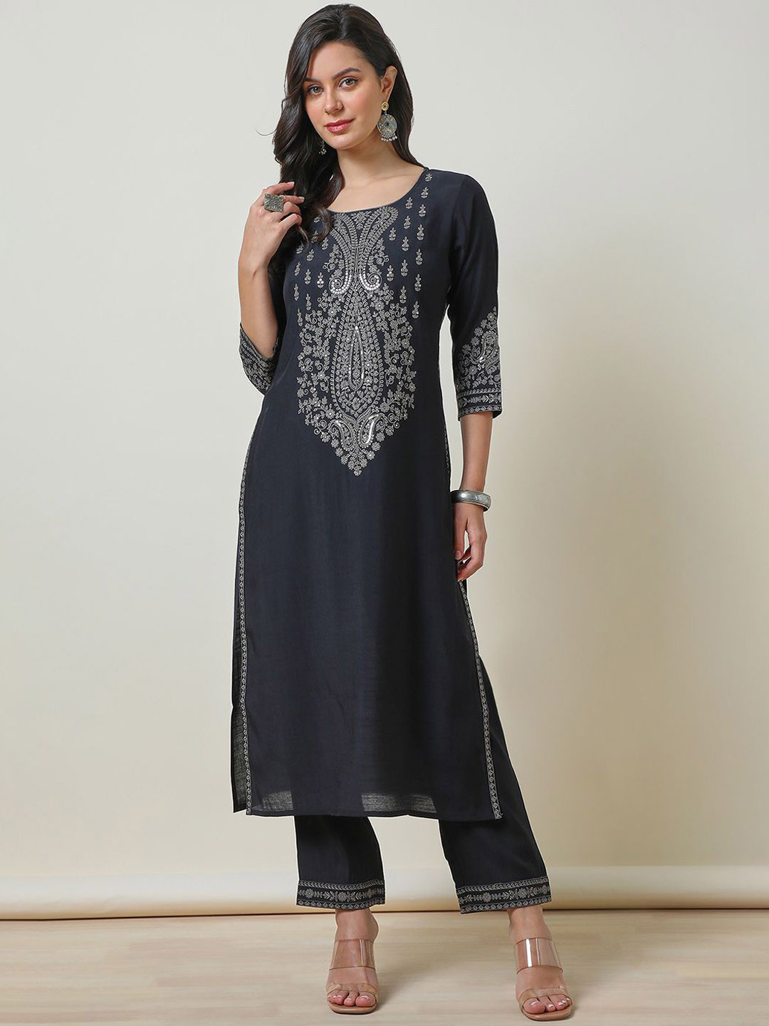 Women Red Ethnic Style Yoke Design Kurta with Trousers