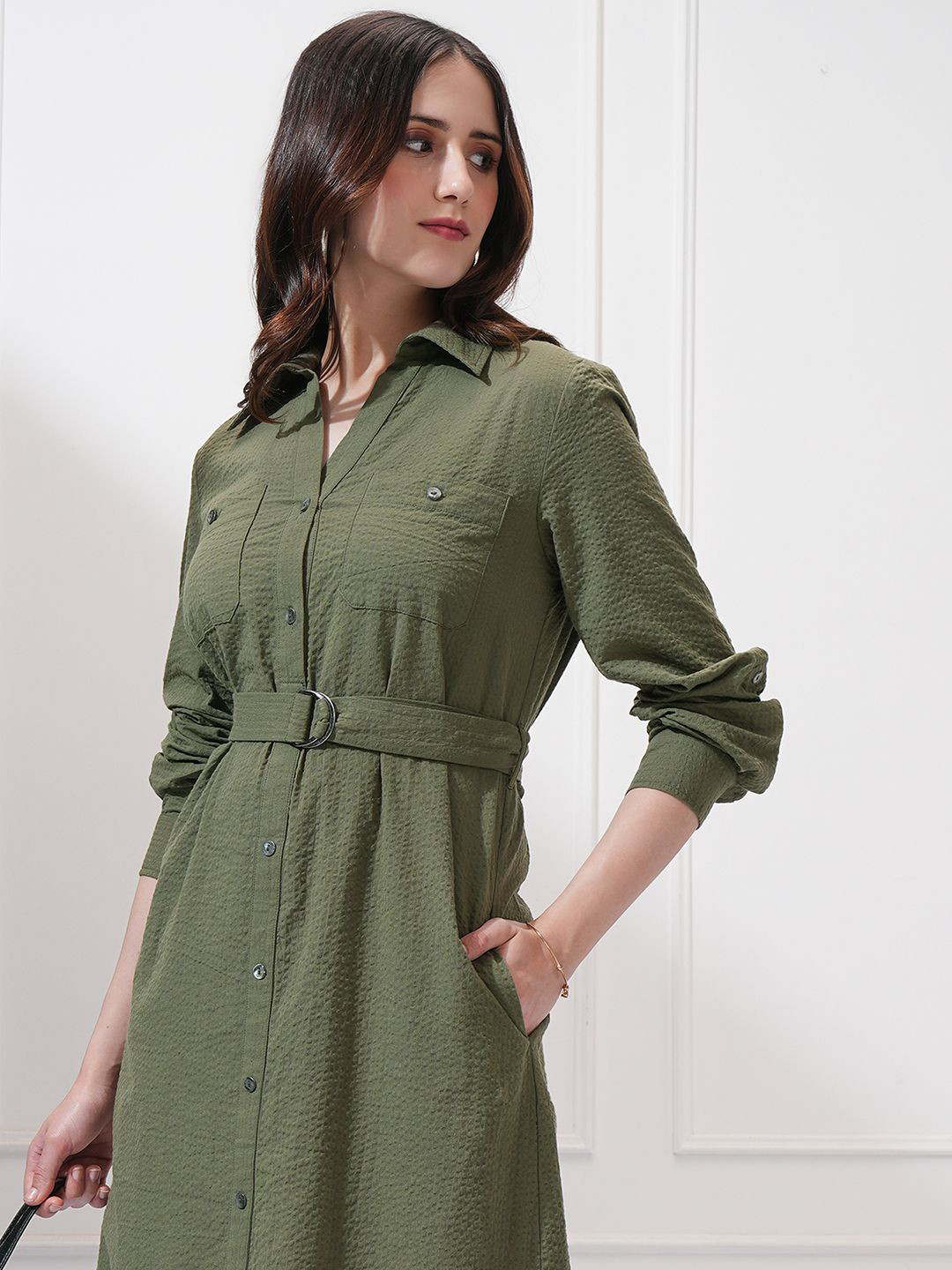 Adorable Midi Dress with Cuffed Sleeves