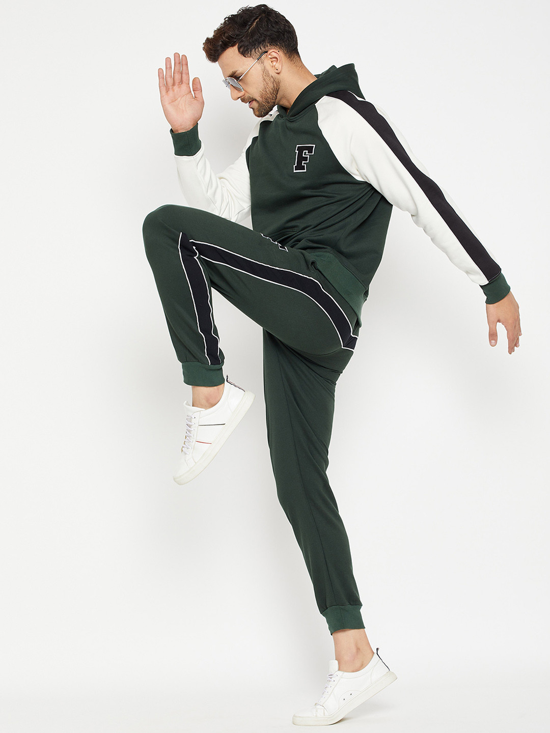 Fugazee Buy FUGAZEE Men Green Solid Relaxed Fit Pure Cotton Joggers - Track ...