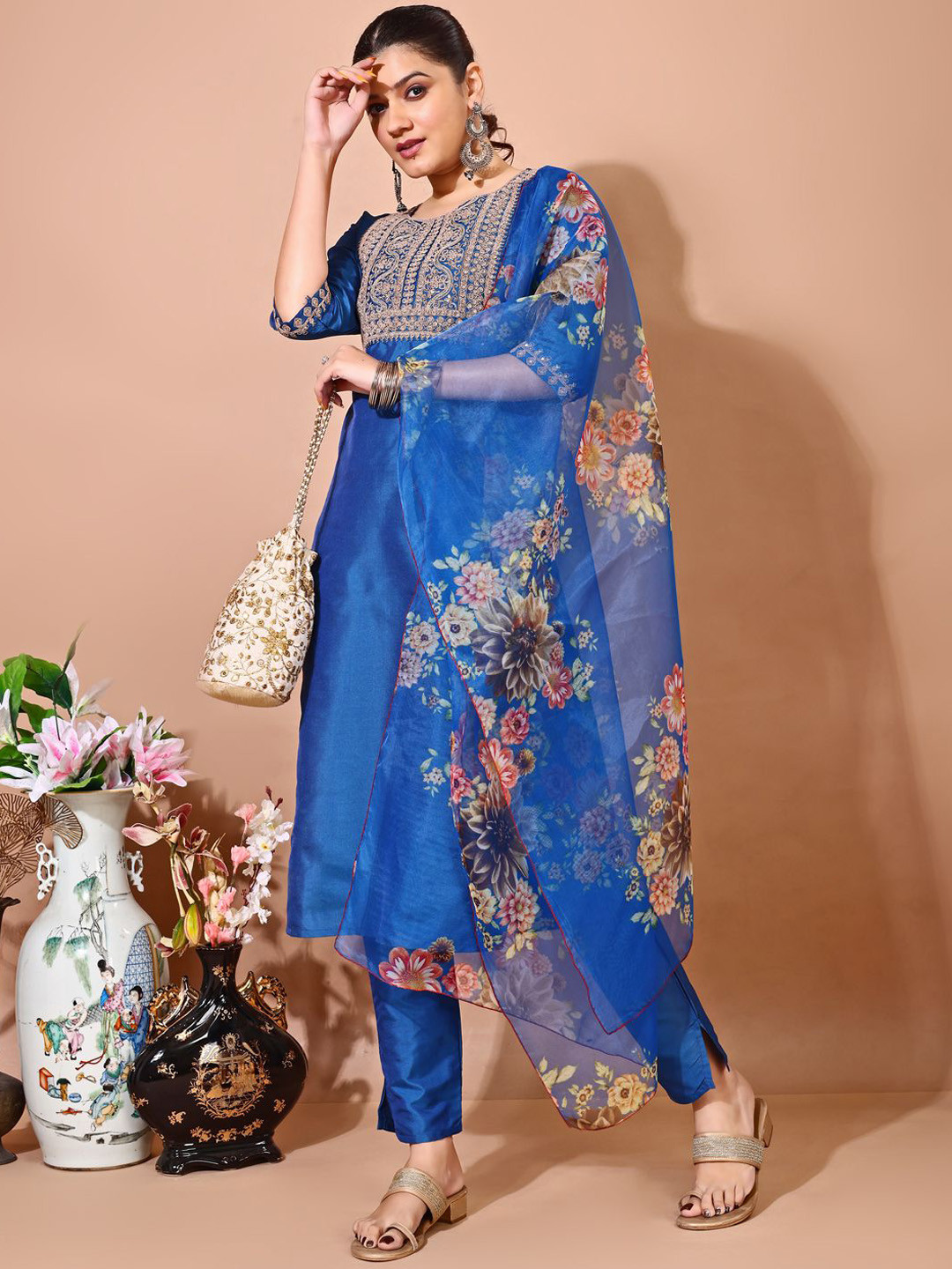 Floral Embroidered Sequnnied Jacquard Straight Kurta & Trousers With Dupatta