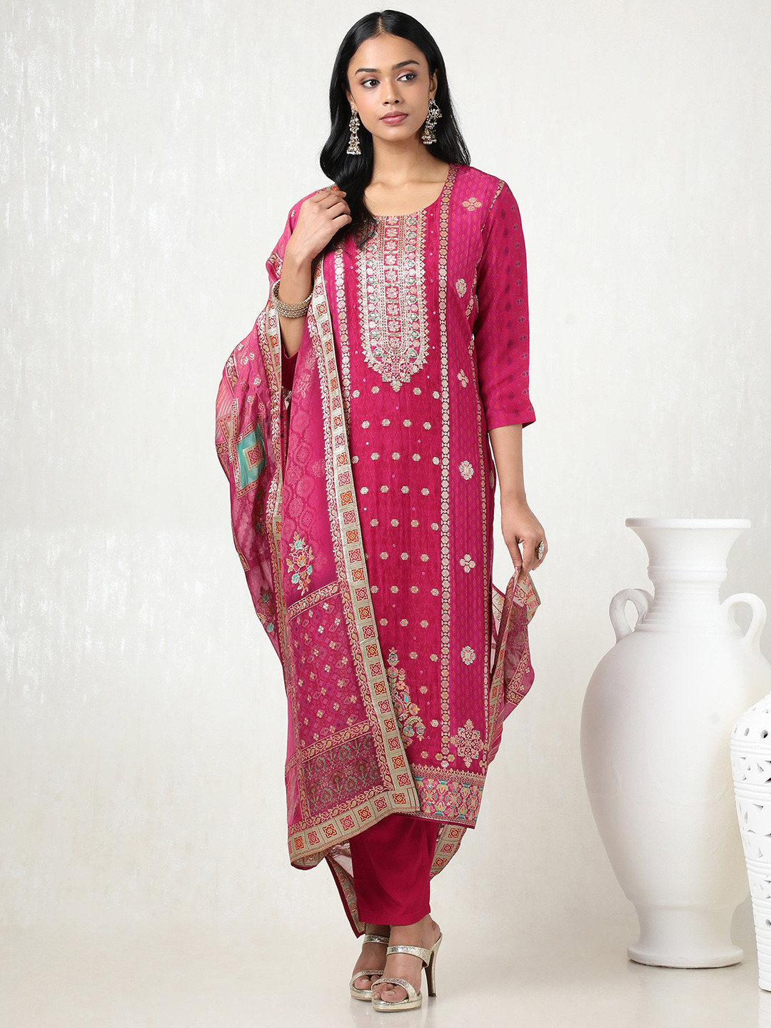 Women Floral Printed Beads and Stones Kurta with Trousers & Dupatta Set
