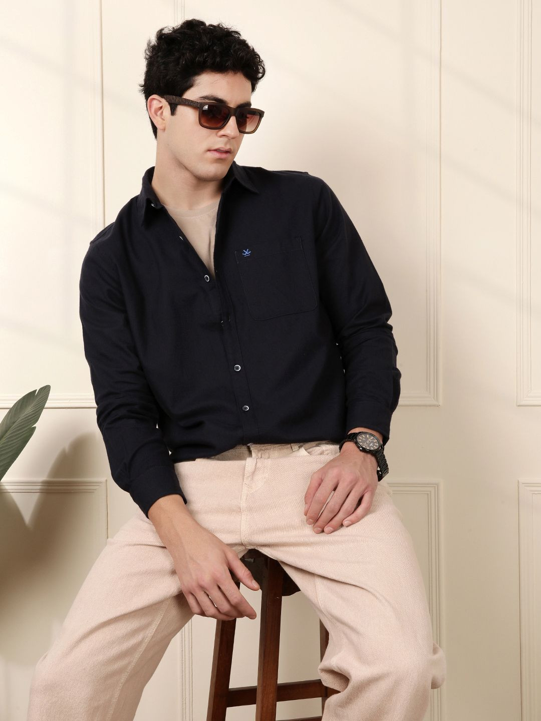 Men's Grey Standard Spread Collar Solid Cotton Casual Shirt