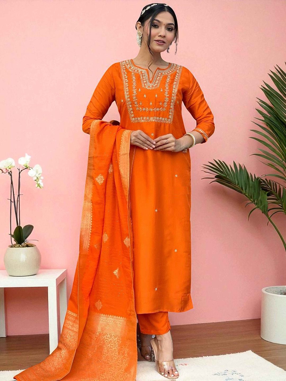 Women Floral Yoke Design Thread Work Notch Neck Straight Kurta with Trousers & Dupatta Set